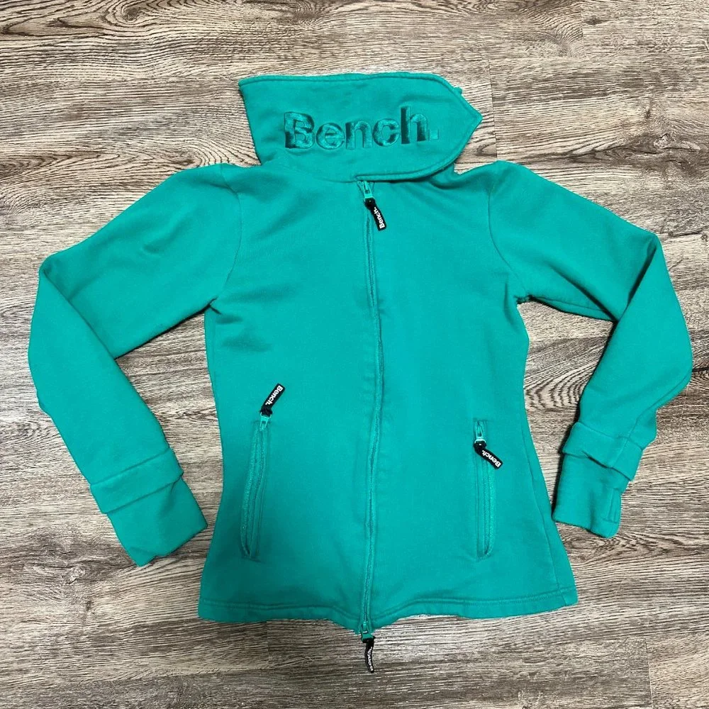 Bundle of Women's Medium (Size M) Clothing Tops/ Sweaters/ Jackets - Picture 11 of 15